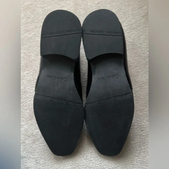 Calvin Klein Men's Elegant Black Slip-Ons dress shoes - Picture 4 of 6